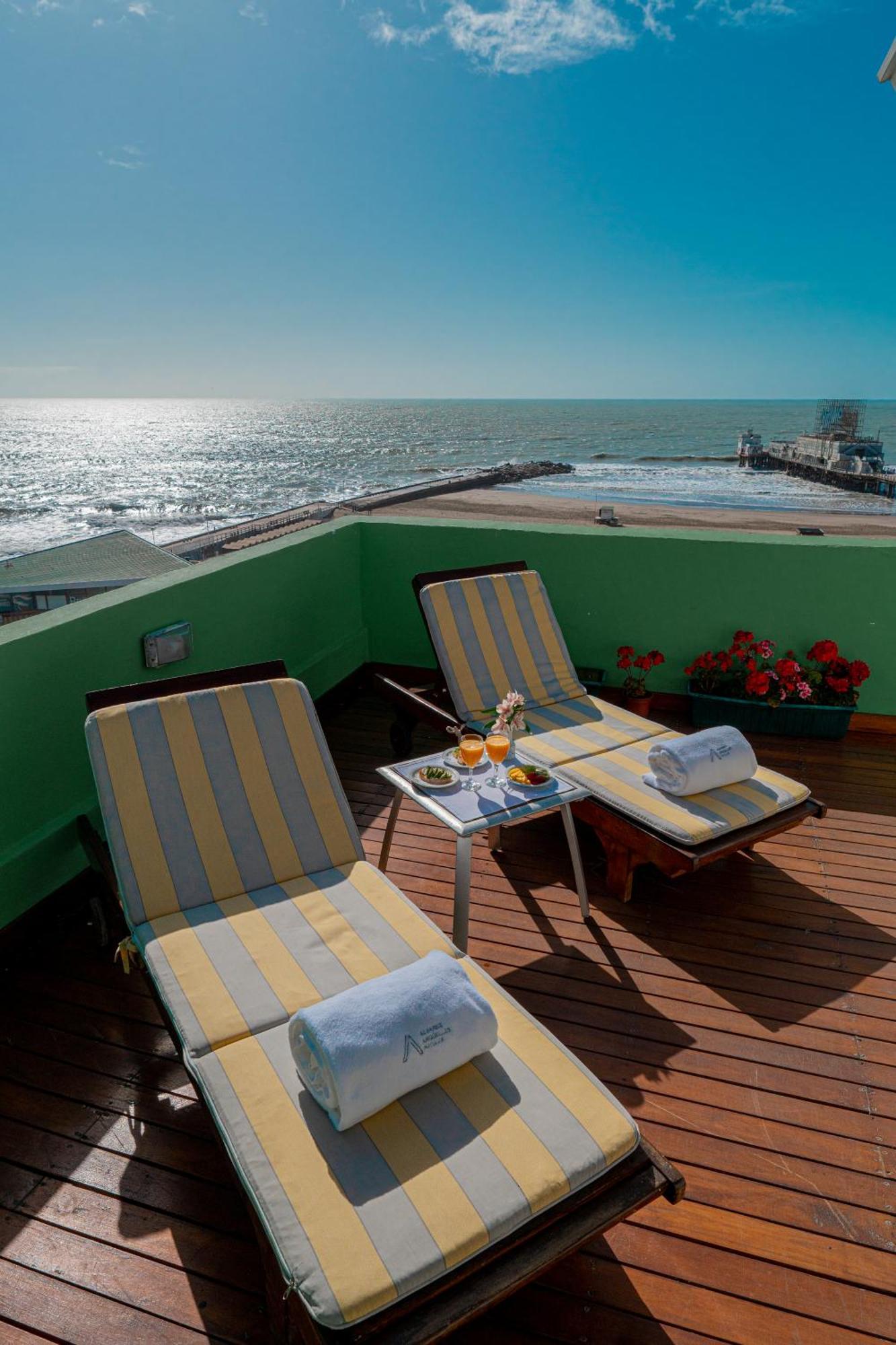 Hotel Iruna Mar del Plata Bagian luar foto